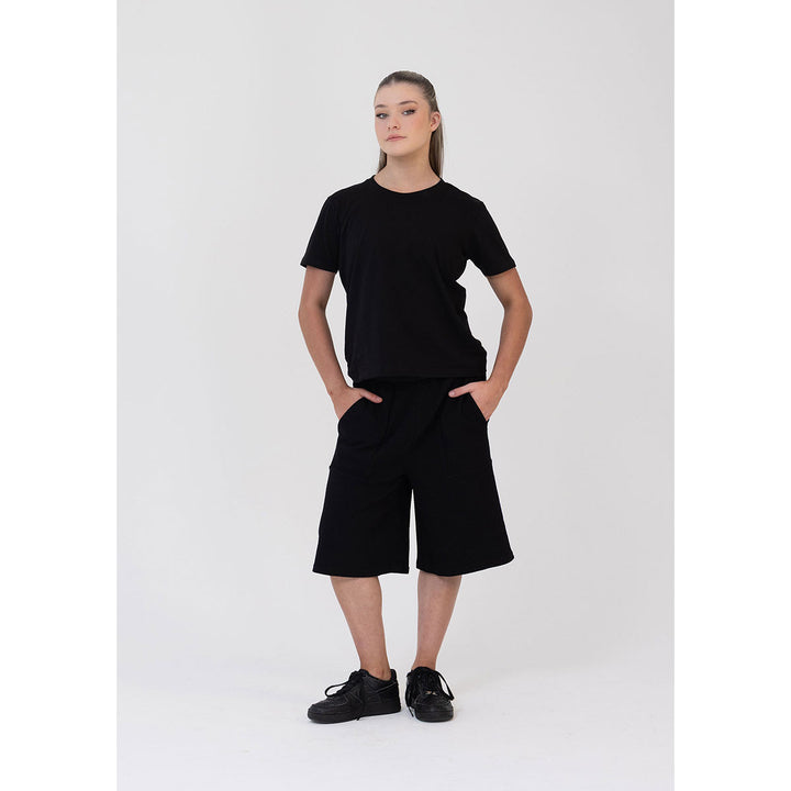 Studio 7 Dancewear Classic Girls Studio Tee Black worn